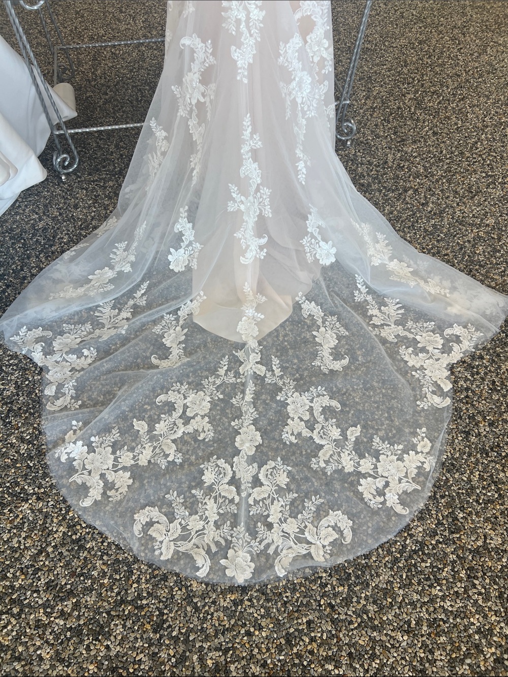 Mori Lee Lace Fitted Wedding Dress - Picture 4 of 6